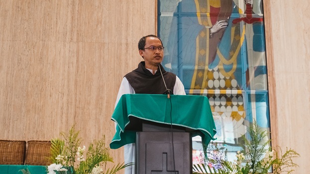 Fr John Paul PAKAI--_1